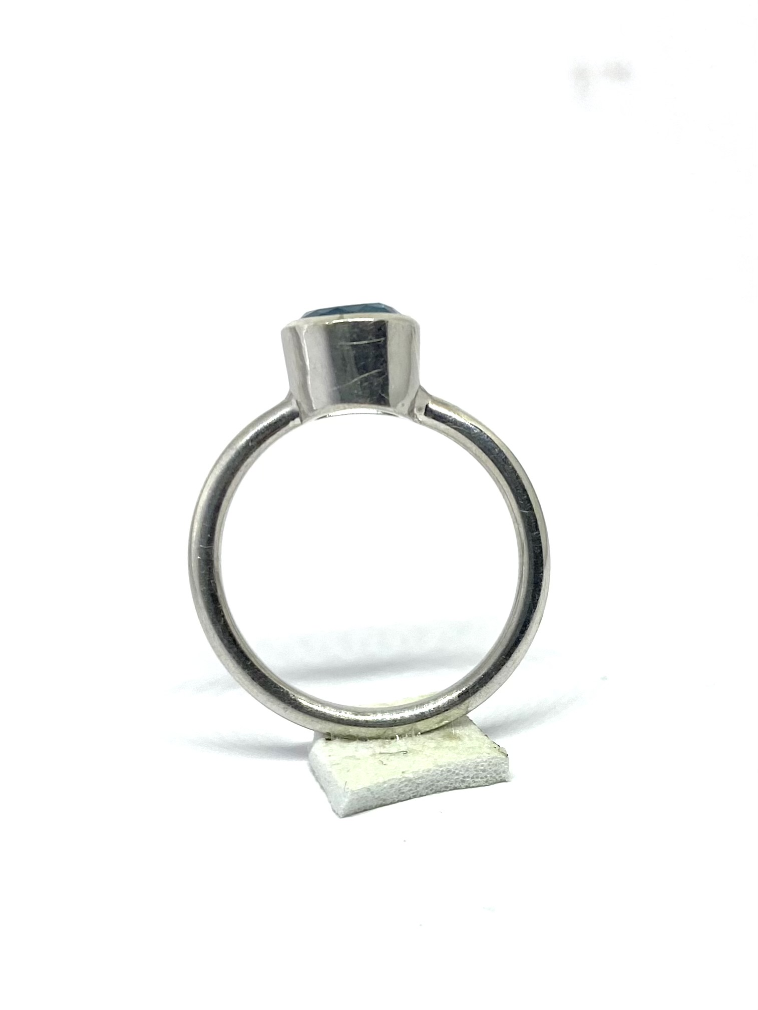 Bezel-Set Blue Topaz Solitaire Ring - Image 4